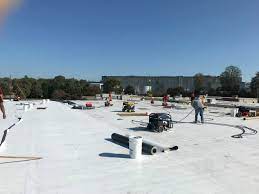  Commercial Roof Replacement: Minimizing Downtime